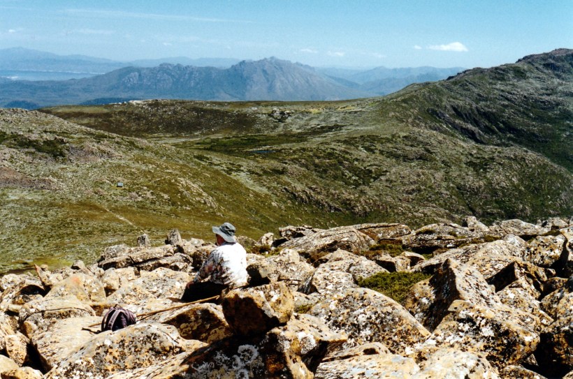 02-17-2000 12 lunch.jpg