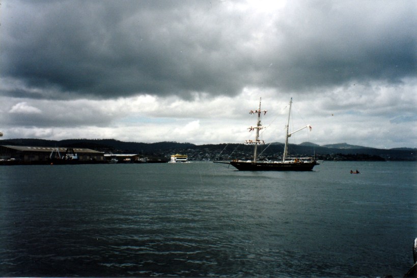 12-31-1999 young endeavour radio ship.jpg