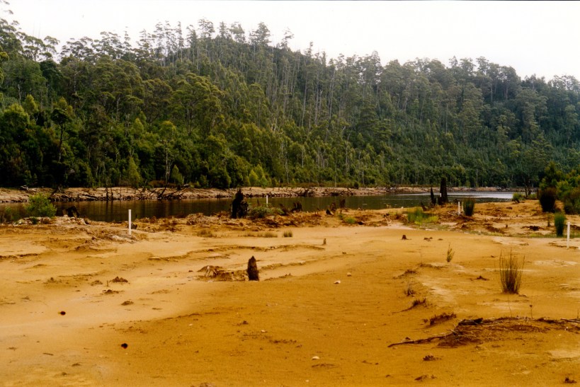 02-27-2000 King R Teepookana and mine sludge