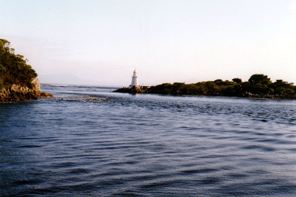 02-29-2000 02 hells gates.jpg