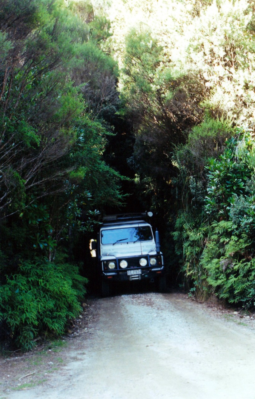 03-09-2000 spray tunnel truck