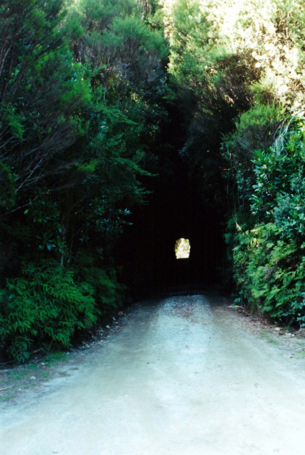 03-09-2000 spray tunnel.jpg
