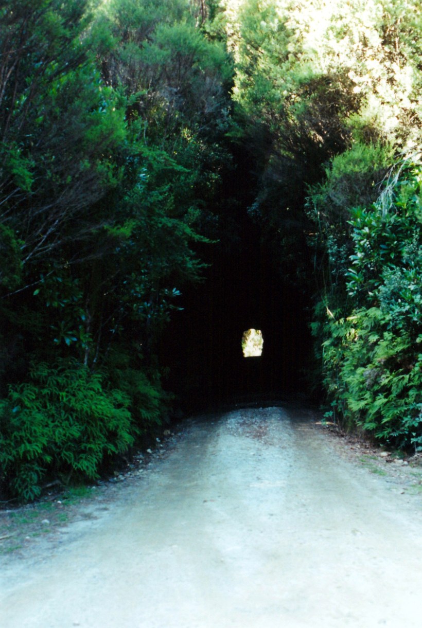 03-09-2000 spray tunnel.jpg