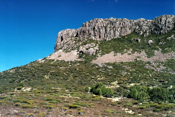 04-07-2000 12 Lake Bethesda panorama B West Wall.jpg