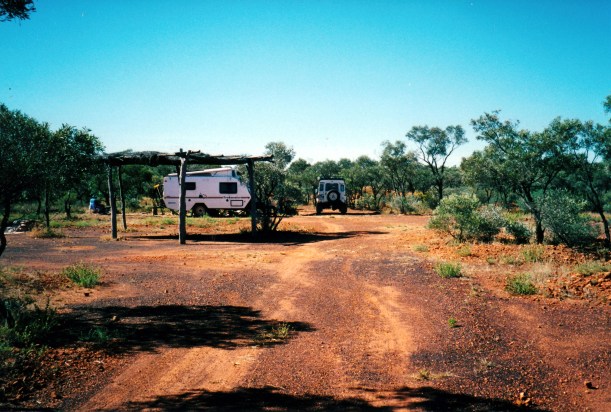 05-29-2000 track to Opalton camp.jpg