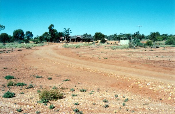 06-04-2000 Outpost Store at Opalton.jpg