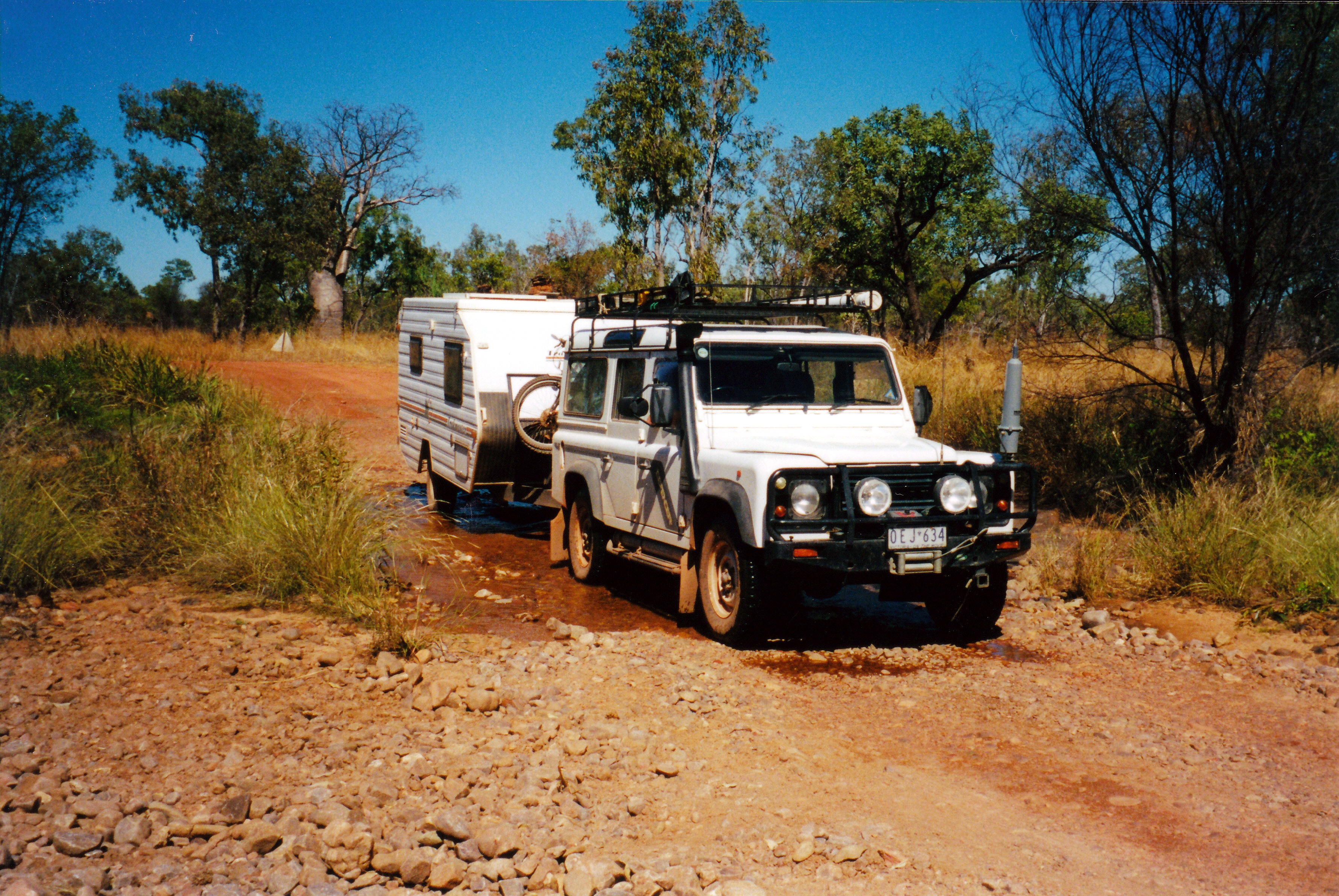 06-23-2000 road into Keep River NP.jpg