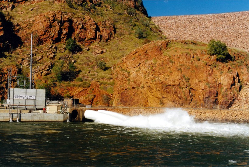 06-27-2000 04 Lake Argyle hydro plant.jpg