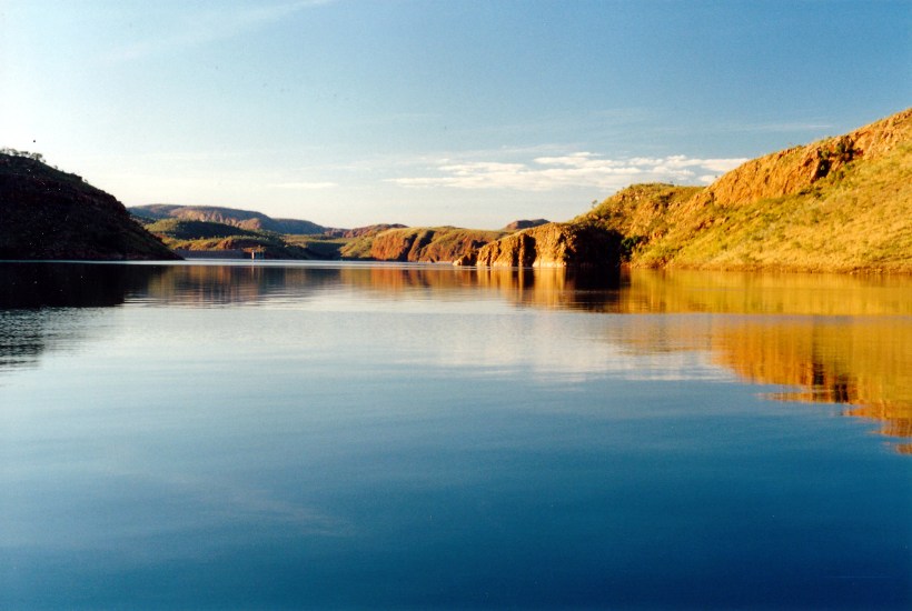 06-28-2000 04 late pm reflections on Lake Argyle.jpg