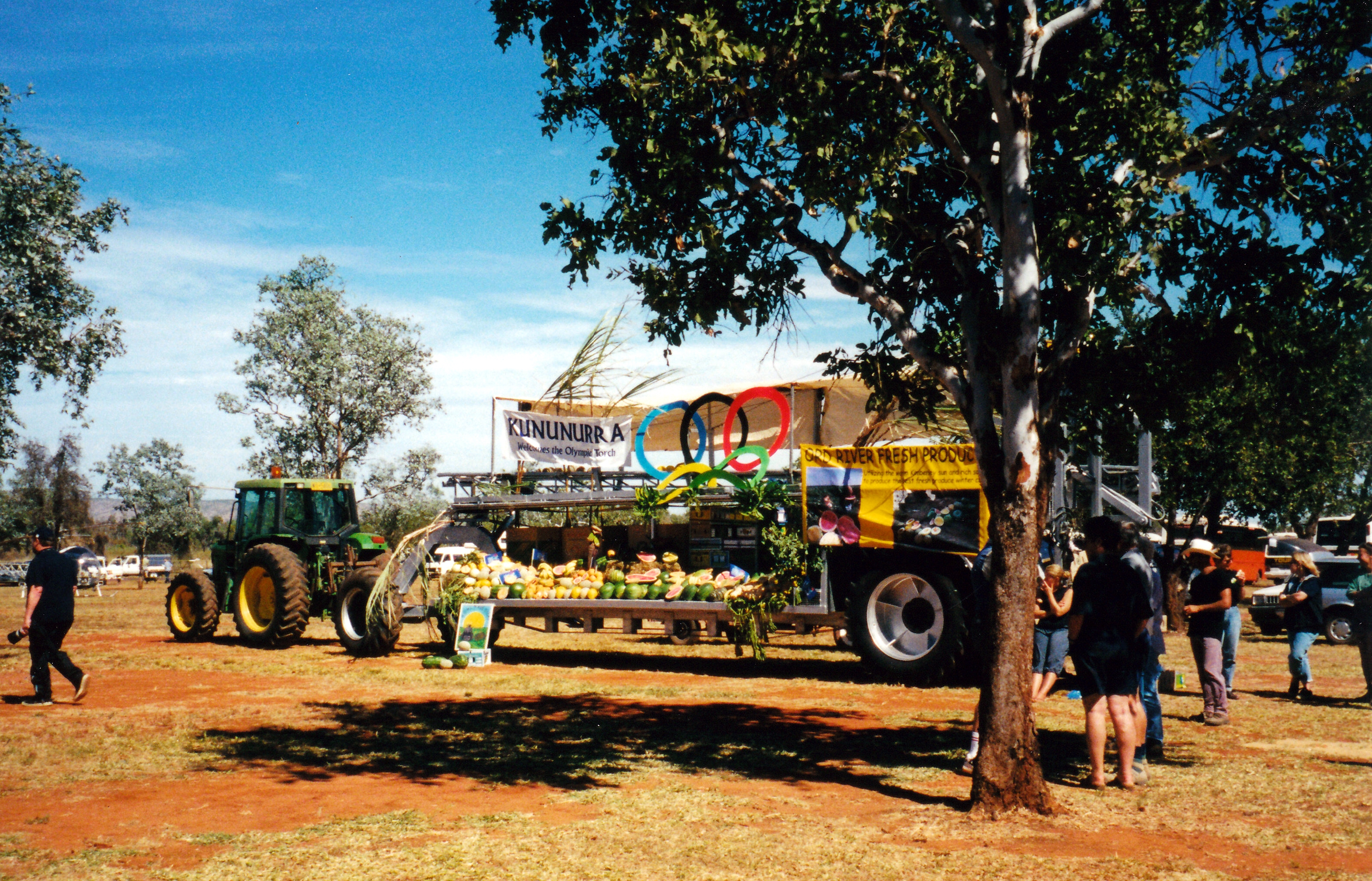 06-30-2000 olympic produce wecome.jpg
