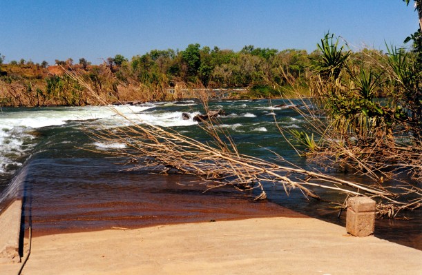 07-05-2000 west side ivanhoe crossing.jpg