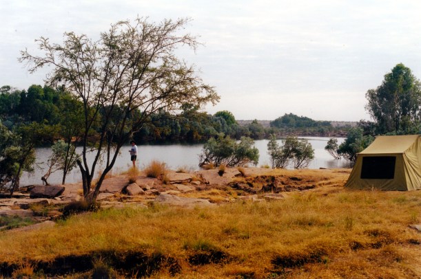 07-15-2000 01 camp by jacks waterhole.jpg