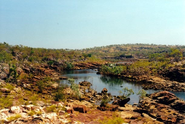 08-06-2000 13 approach to mitchell falls.jpg