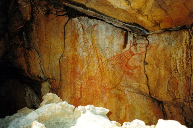 08-08-2000 09 animal rock art King Edward River.jpg