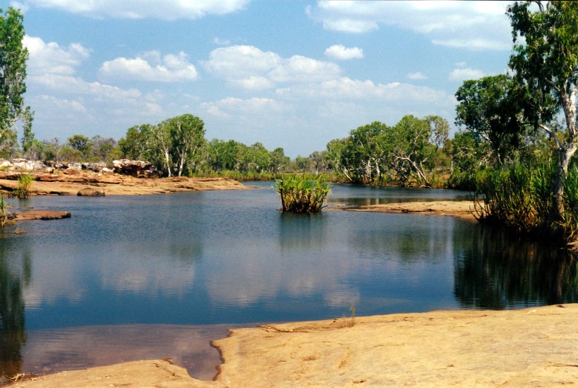 08-09-2000 07 King Edward River vista.jpg