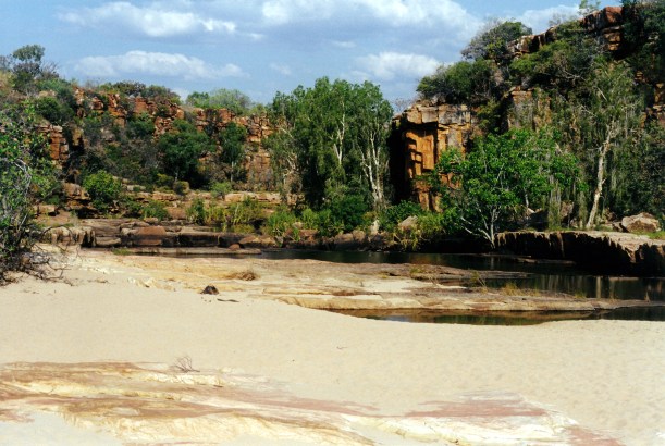 08-10-2000 06 barnett river gorge