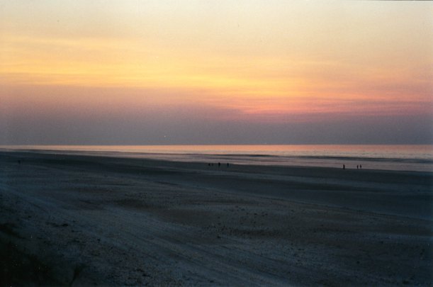 09-11-2000 sunset final 80 mile beach