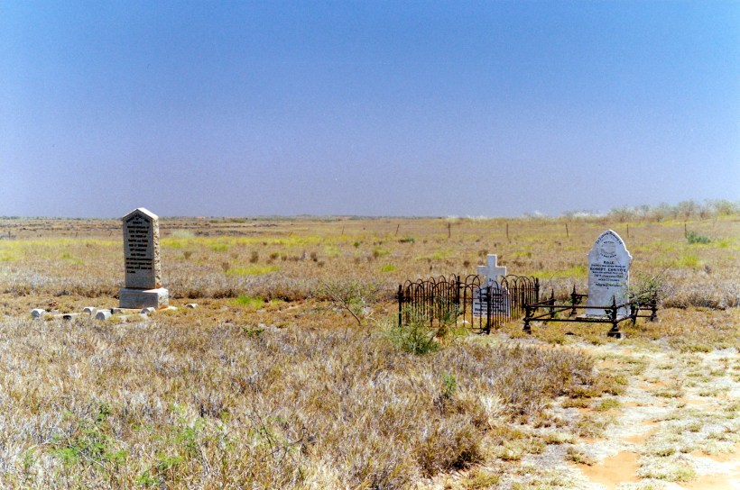 10-13-2000 old onslow cemetery.jpg