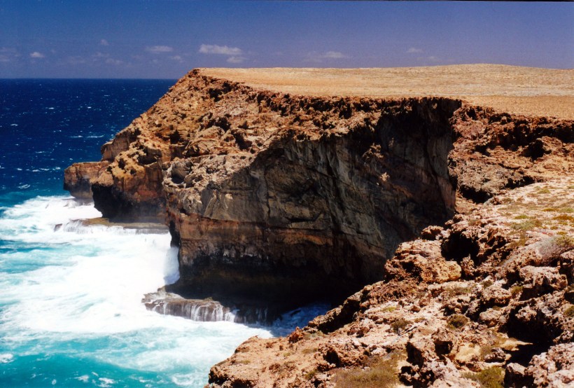 11-10-2000 09 zuytdorp cliffs.jpg