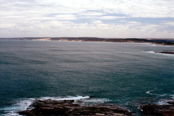 11-12-2000 coast nth of Kalbarri.jpg