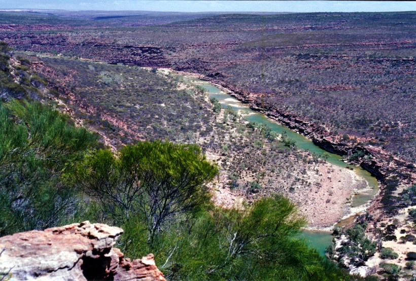 11-16-2000 01 Murchison Gorge from lo.jpg