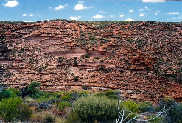 11-16-2000 11 unusual rock wall Murchison Gorge