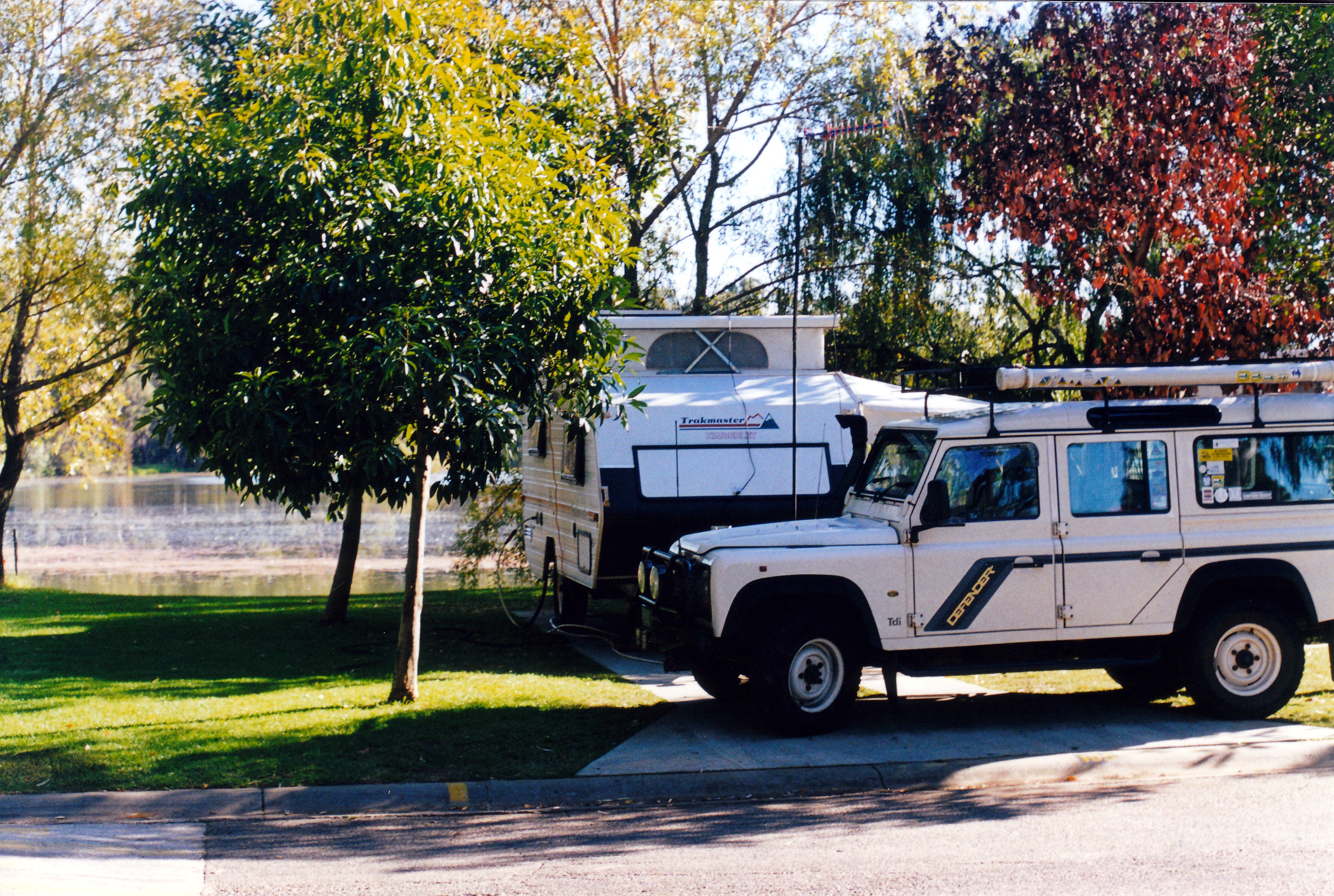 04-27-2001 shepparton caravan park.jpg