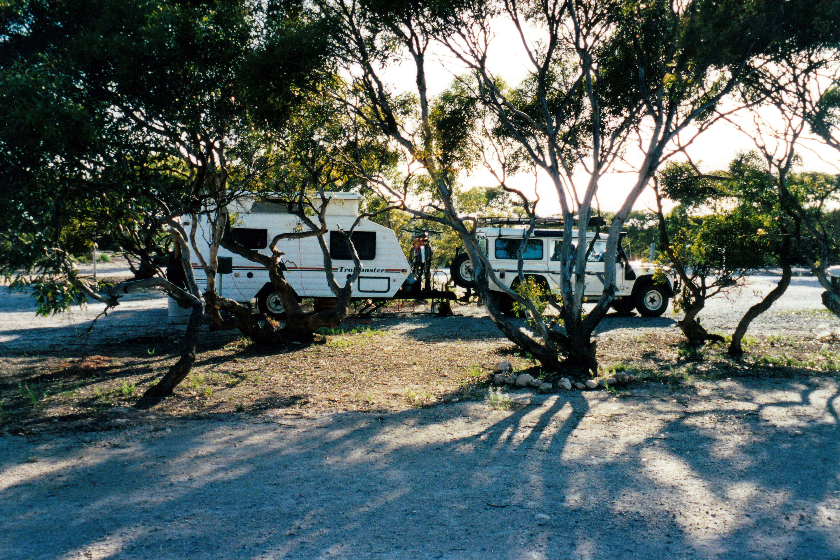 11-29-2000 03 border rh.jpg