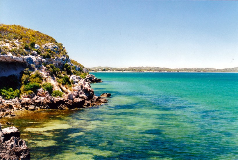 12-09-2000 01 Ledge Beach area.jpg