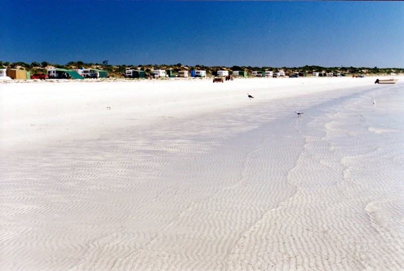 12-09-2000 06 caravans.jpg