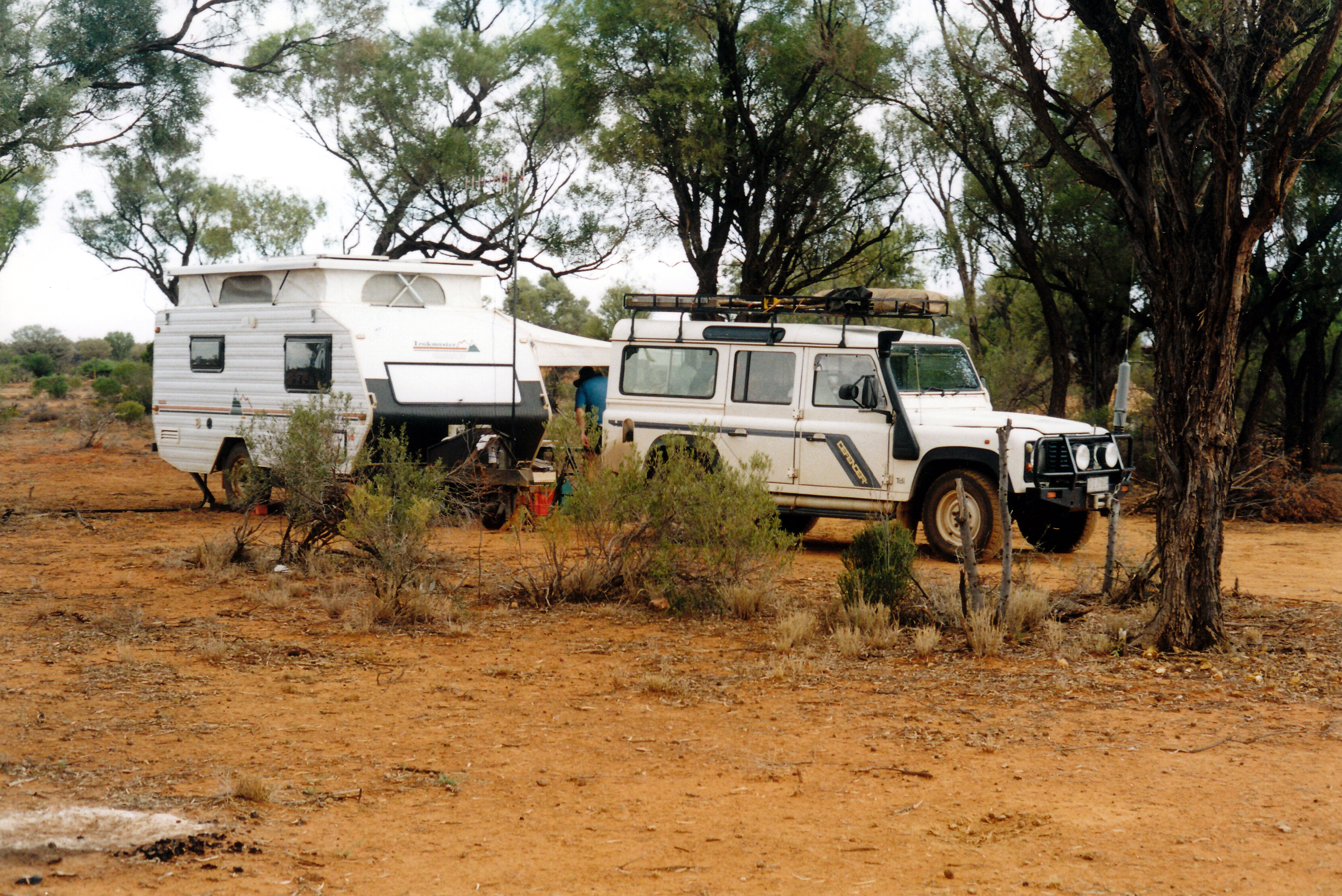 04-12-2002 Leopardwood camp.jpg