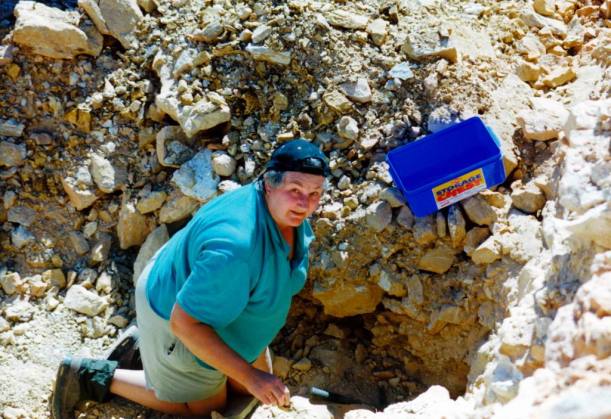 04-13-2002 wendy working