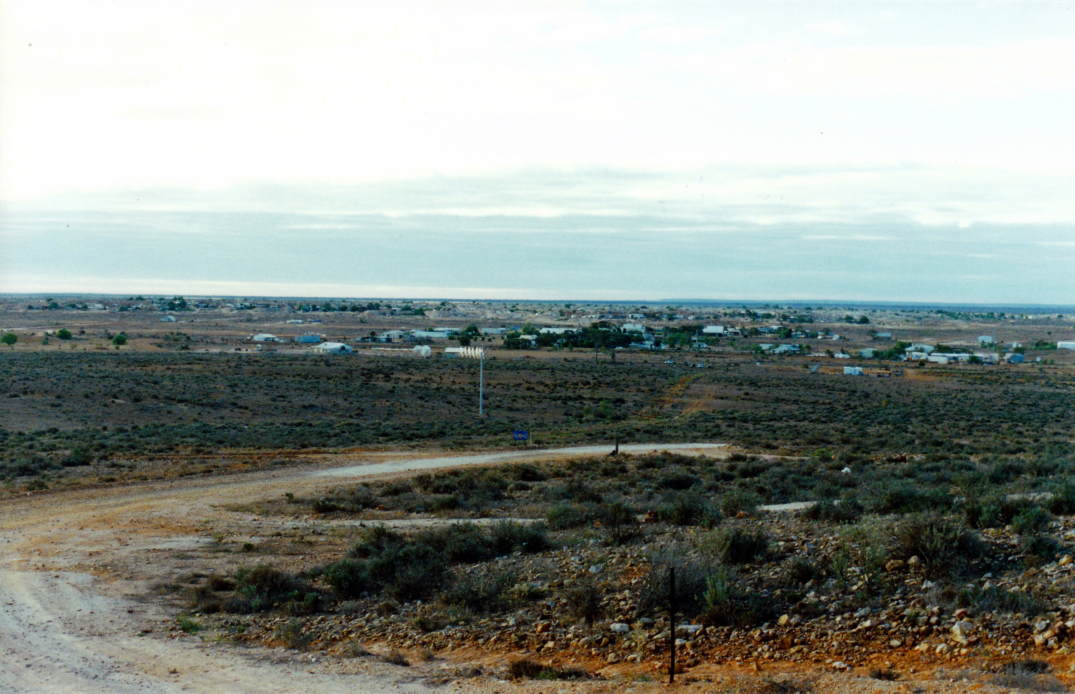 10-03-2001 white cliffs town and solar rig.jpg