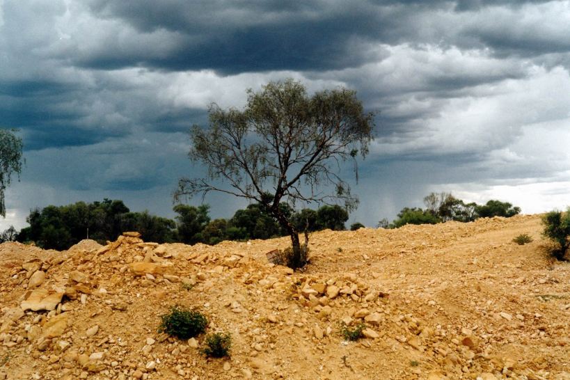 Resize of 04-15-2002 storm coming.jpg