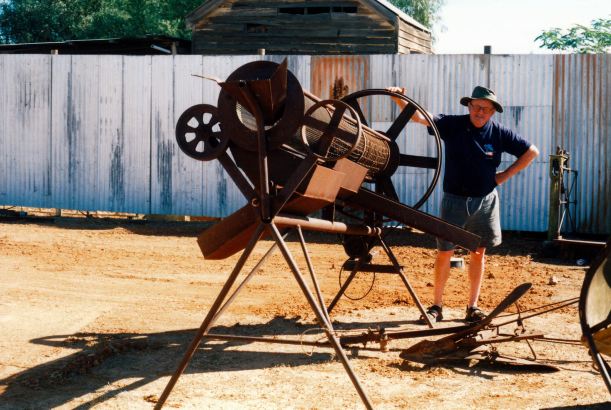 Resize of 05-26-2002 opal sorter