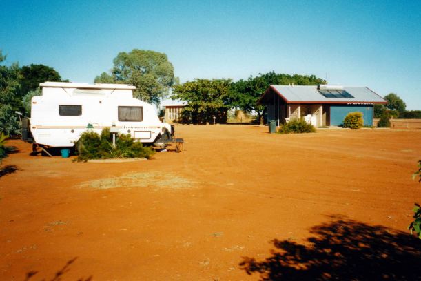 Resize of 05-27-2002 windorah camp