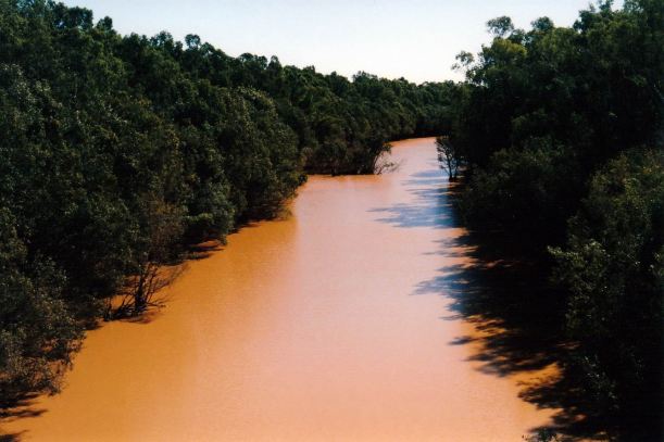 Resize of 06-10-2002 03 Leichardt River near Gregory Downs.jpg