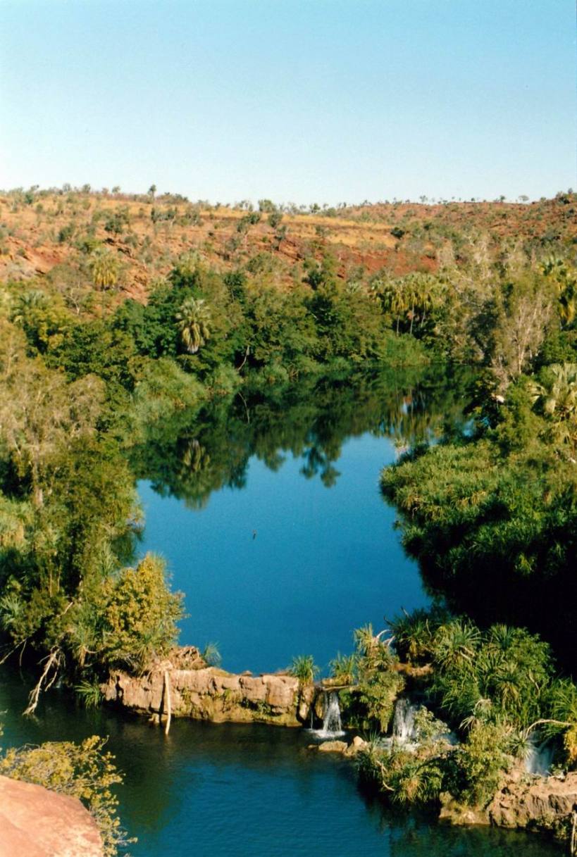 Resize of 06-13-2002 15 Indarri Falls and Upper Gorge