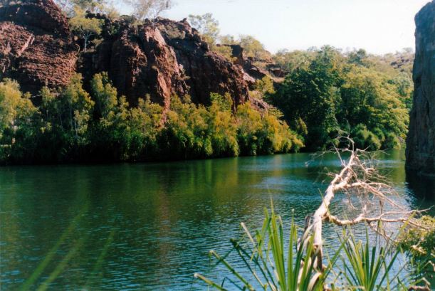 Resize of 06-13-2002 middle gorge.jpg