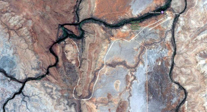 Resize of 06-16-2002 lawn hill.JPG