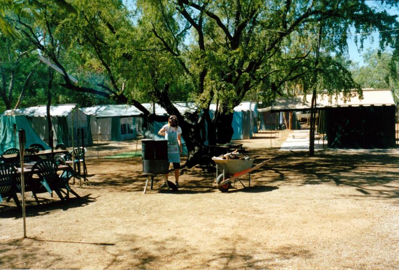 Resize of 07-29-2002 02 cooking corned beef Adels