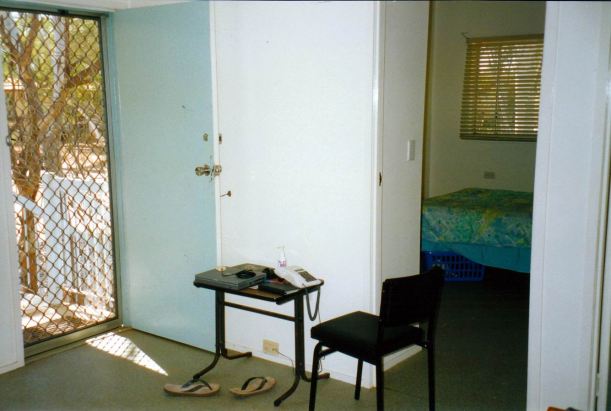 Resize of 08-09-2002 04 into bedroom.jpg