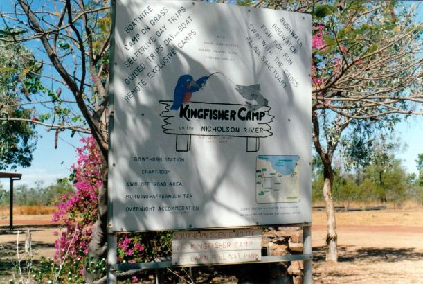 Resize of 08-11-2002 04 sign at Hells Gate RH