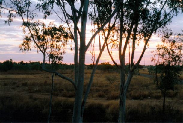 Resize of 08-21-2002 Doomadgee sunset