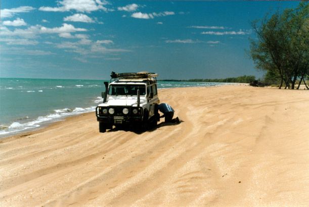 Resize of 08-24-2002 05 dropping tyre pressure for sand. Wollogorang.jpg