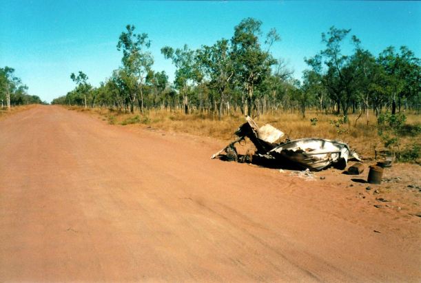 Resize of 08-25-2002 06 was boat and trailer.sign says bugger