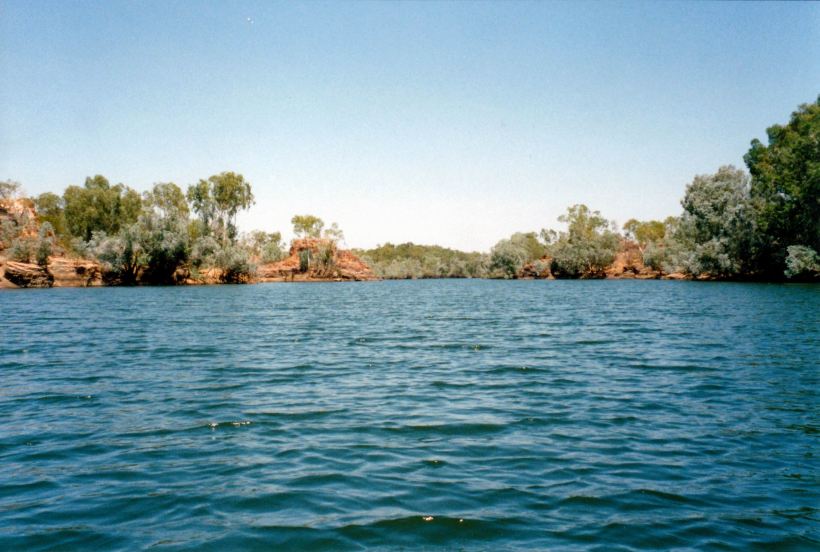 Resize of 09-17-2002 02 Nicholson waterho;e Kingfisher Camp.jpg