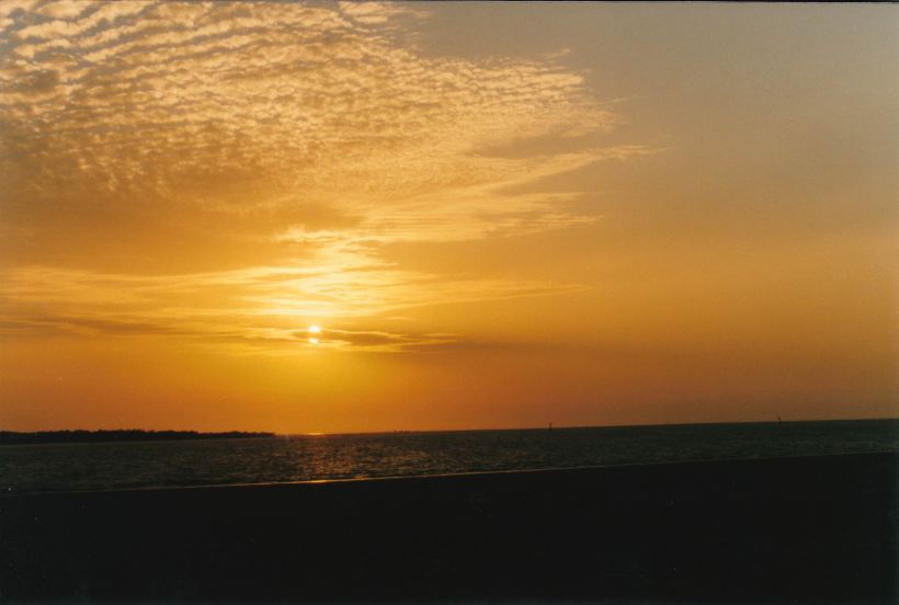 Resize of 09-28-2002 Karumba sunset too.jpg