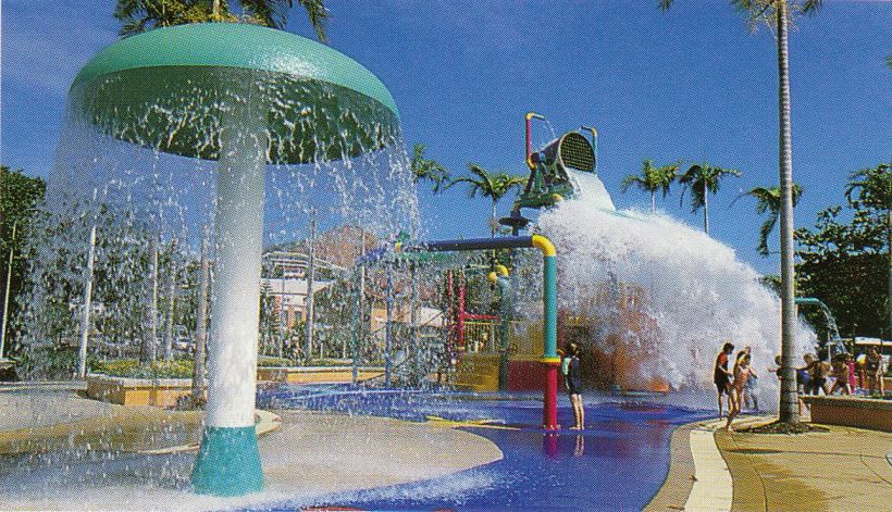 Resize of 10-15-2002 Strand water playground Townsville.jpg