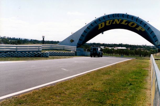 Resize of 04-17-2003 truck on racetrack.jpg